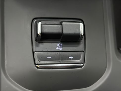Used 2025 GMC Sierra 3500 Denali Ultimate AWD/4WD image 37