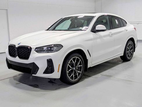 Used 2023 BMW X4 xDrive30i w/ M Sport Package image 1