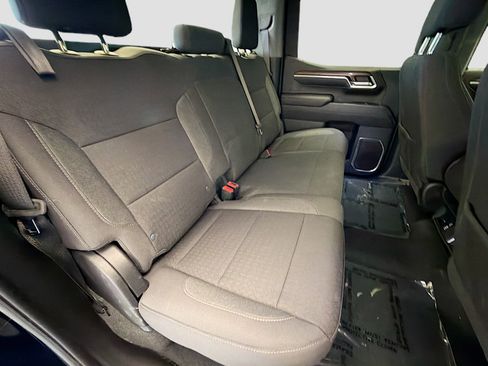 Used 2025 Chevrolet Silverado 1500 LT RWD image 14