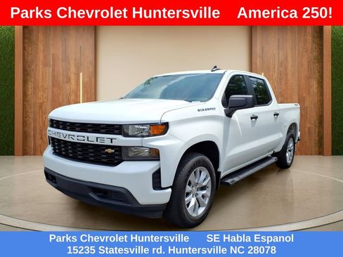 Certified 2020 Chevrolet Silverado 1500 Custom w/ Custom Value Package AWD/4WD image 25
