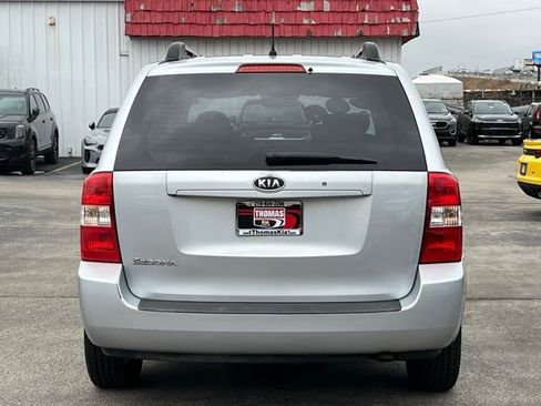 Used 2008 Kia Sedona w/ Convenience Pkg image 11