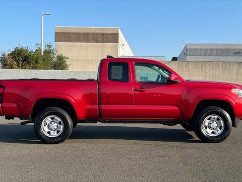 Certified 2023 Toyota Tacoma TRD Sport image 6