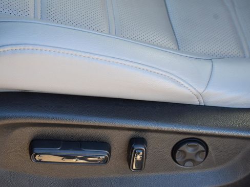 Used 2021 Honda CR-V EX-L image 24