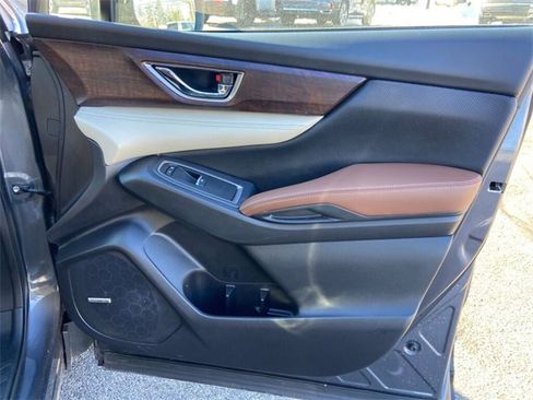 Used 2022 Subaru Ascent Touring image 26