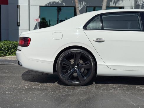 Used 2018 Bentley Flying Spur S W12 AWD/4WD image 5