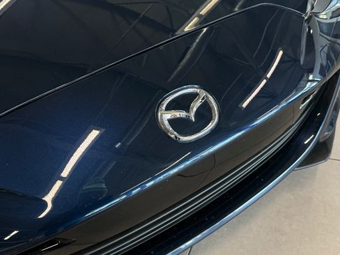 Used 2021 MAZDA MX-5 Miata RF Grand Touring image 8