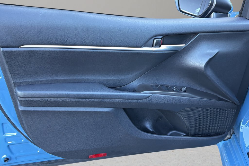 Certified 2023 Toyota Camry SE FWD image 11