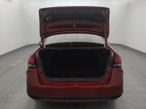 Used 2020 Nissan Versa SV FWD image 29