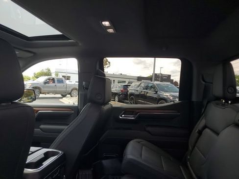 Certified 2022 GMC Sierra 1500 Denali AWD/4WD image 8