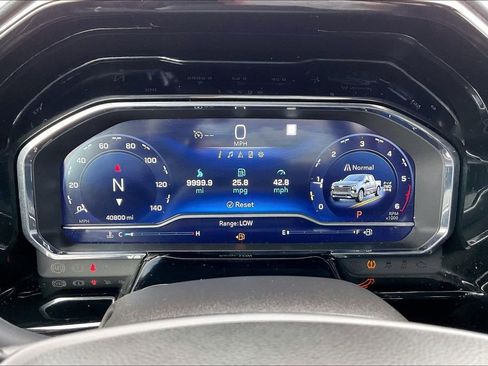 Used 2023 Chevrolet Silverado 1500 High Country image 12