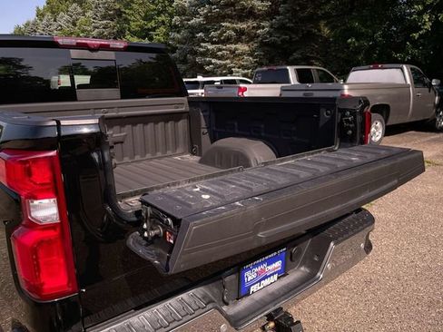 Used 2024 Chevrolet Silverado 1500 LTZ w/ Technology Package AWD/4WD image 39