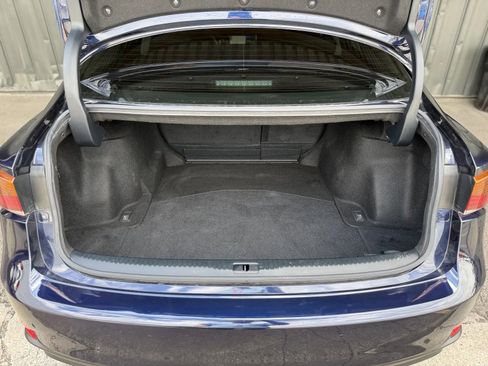 Used 2019 Lexus IS 300 image 15