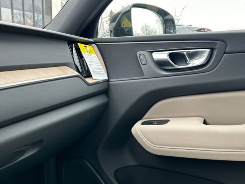 New 2026 Volvo XC60 T8 Plus w/ Protection Package Premier image 20
