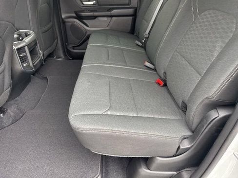 New 2026 RAM 1500 Express AWD/4WD image 31