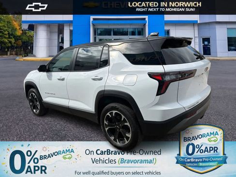 New 2026 Chevrolet Equinox LT image 8