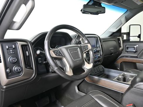 Used 2017 GMC Sierra 3500 Denali w/ Duramax Plus Package AWD/4WD image 23