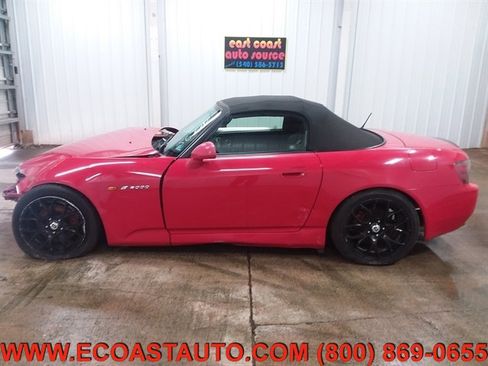 Used 2002 Honda S2000 image 2
