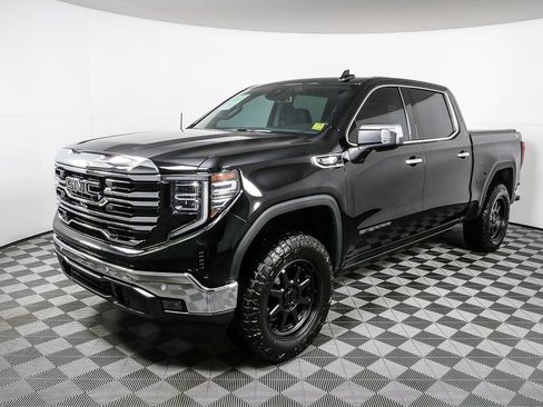 Used 2024 GMC Sierra 1500 SLT w/ SLT Premium Plus Package image 26