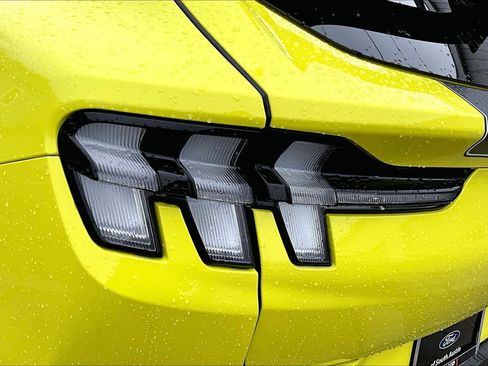 Used 2025 Ford Mustang Mach-E GT w/ Interior Protection Package image 27