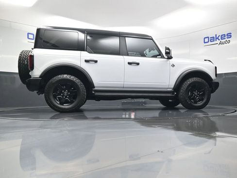 Used 2025 Ford Bronco Outer Banks image 45