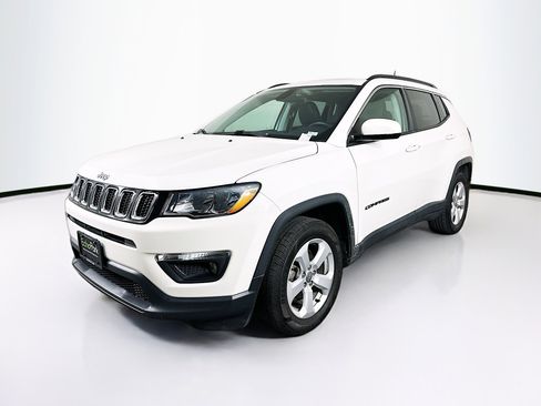 Used 2018 Jeep Compass Latitude w/ Popular Equipment Group image 3