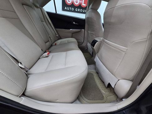 Used 2014 Toyota Camry XLE FWD image 18
