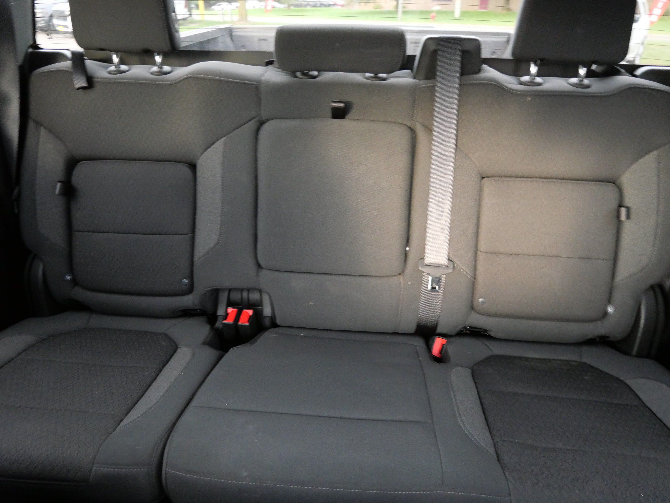 Used 2021 Chevrolet Silverado 1500 LT Trail Boss w/ Bed Protection Package AWD/4WD image 13