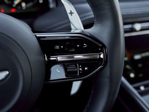 Used 2024 Aston Martin DB12 Coupe image 45