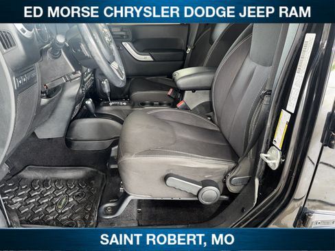 Used 2014 Jeep Wrangler Unlimited Rubicon AWD/4WD image 29