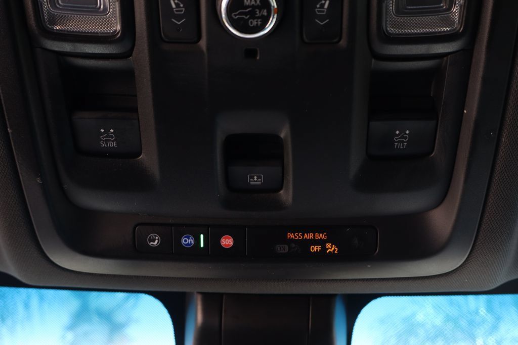 Used 2022 Chevrolet Tahoe RST w/ Sport Performance Package AWD/4WD image 32