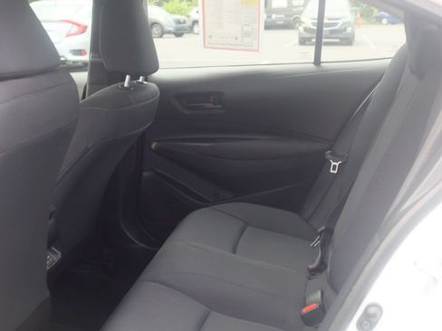 Used 2025 Toyota Corolla LE FWD image 22
