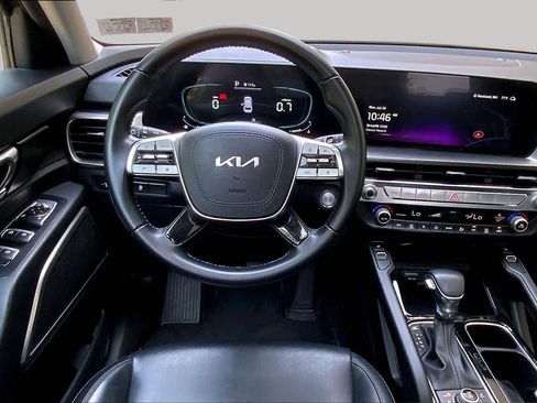 Used 2024 Kia Telluride S w/ S Sunroof Package AWD/4WD image 6
