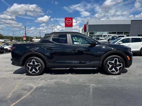 Used 2024 Hyundai Santa Cruz Limited AWD/4WD image 2
