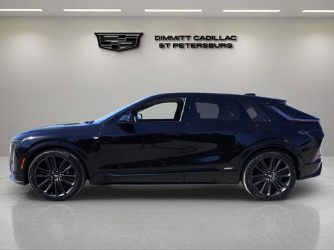 New 2026 Cadillac Lyriq V w/ Exterior Carbon Fiber Package image 2