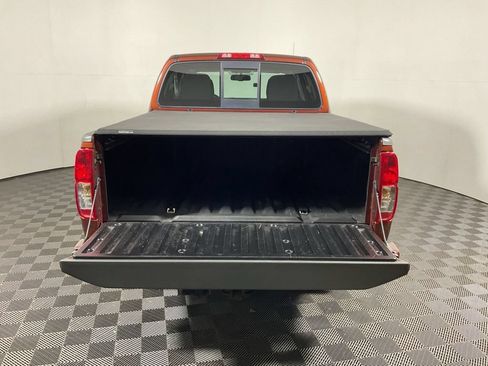 Used 2016 Nissan Frontier PRO-4X AWD/4WD image 16