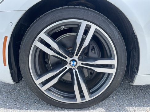 Used 2016 BMW 740i w/ Executive Package 2 RWD image 23