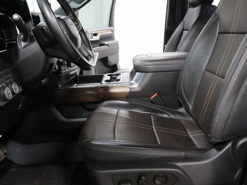 Used 2024 Chevrolet Silverado 2500 High Country w/ High Country Premium Package image 22