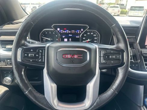Used 2021 GMC Yukon XL SLT w/ SLT Premium Package AWD/4WD image 14