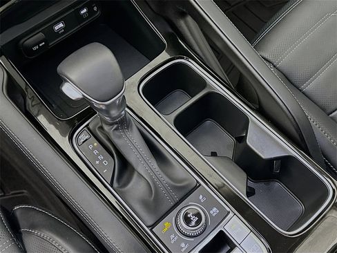 Used 2025 Kia Telluride SX Prestige image 22