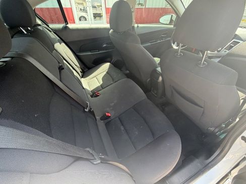 Used 2014 Chevrolet Cruze LT w/ RS Package FWD image 9