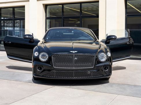 Used 2024 Bentley Continental GT Speed image 29