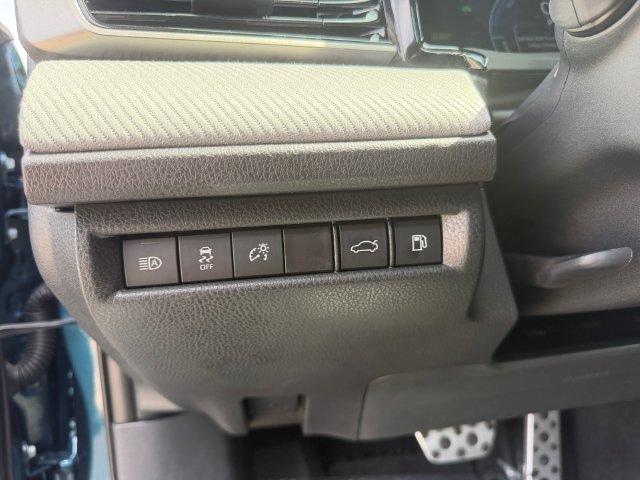 Certified 2025 Toyota Camry SE w/ Multimedia Upgrade Package FWD image 23