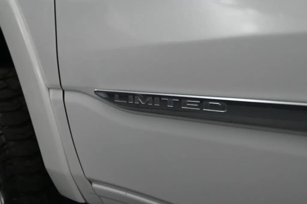 Used 2019 RAM 1500 Limited AWD/4WD image 15