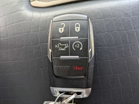 Used 2022 RAM 2500 Limited AWD/4WD image 30
