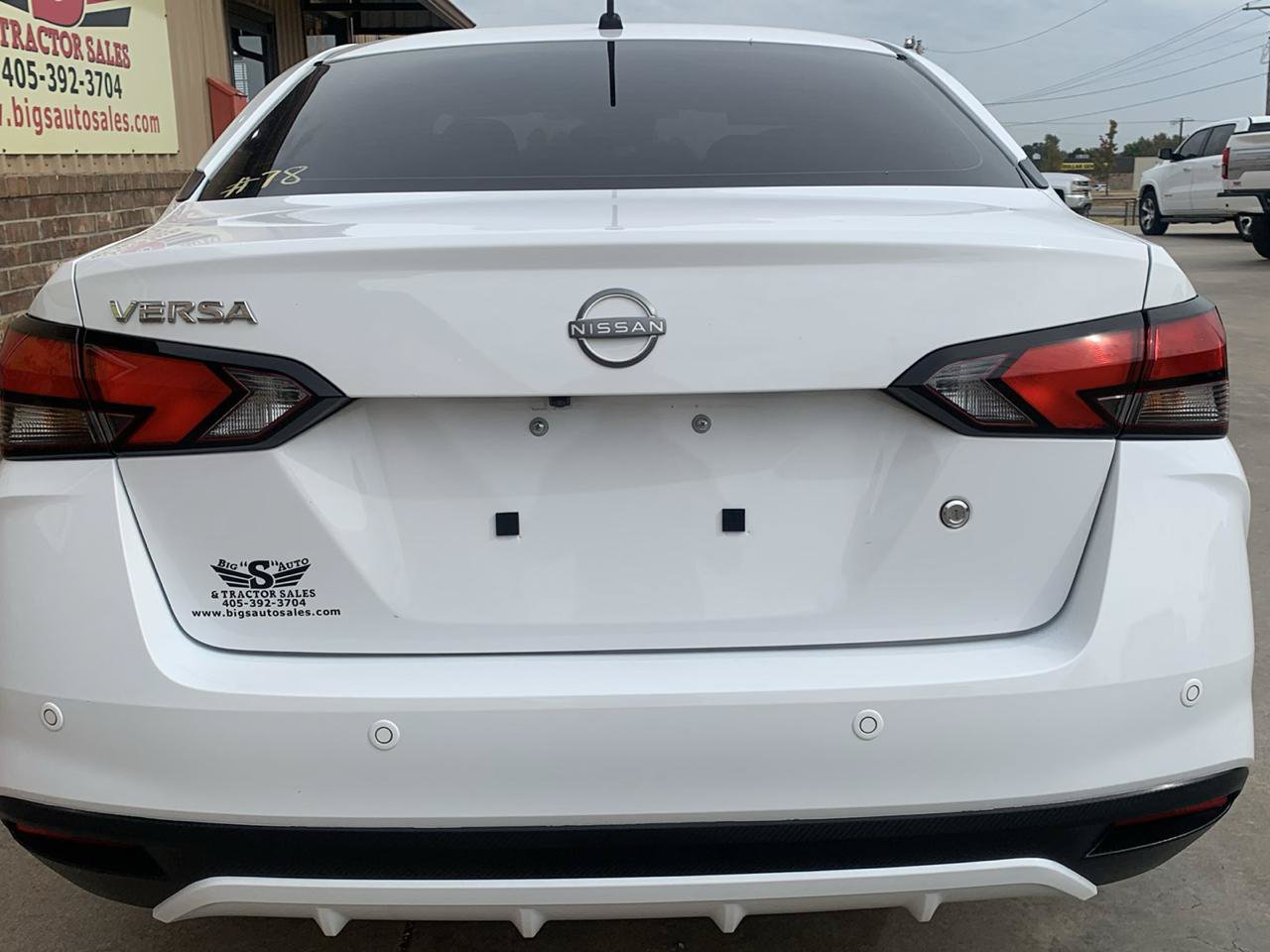 Used 2023 Nissan Versa S FWD image 17