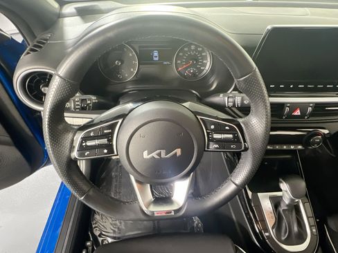 Used 2023 Kia Forte GT-Line image 11