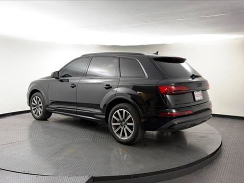 Used 2023 Audi Q7 2.0T Premium Plus w/ Premium Plus Package AWD/4WD image 6