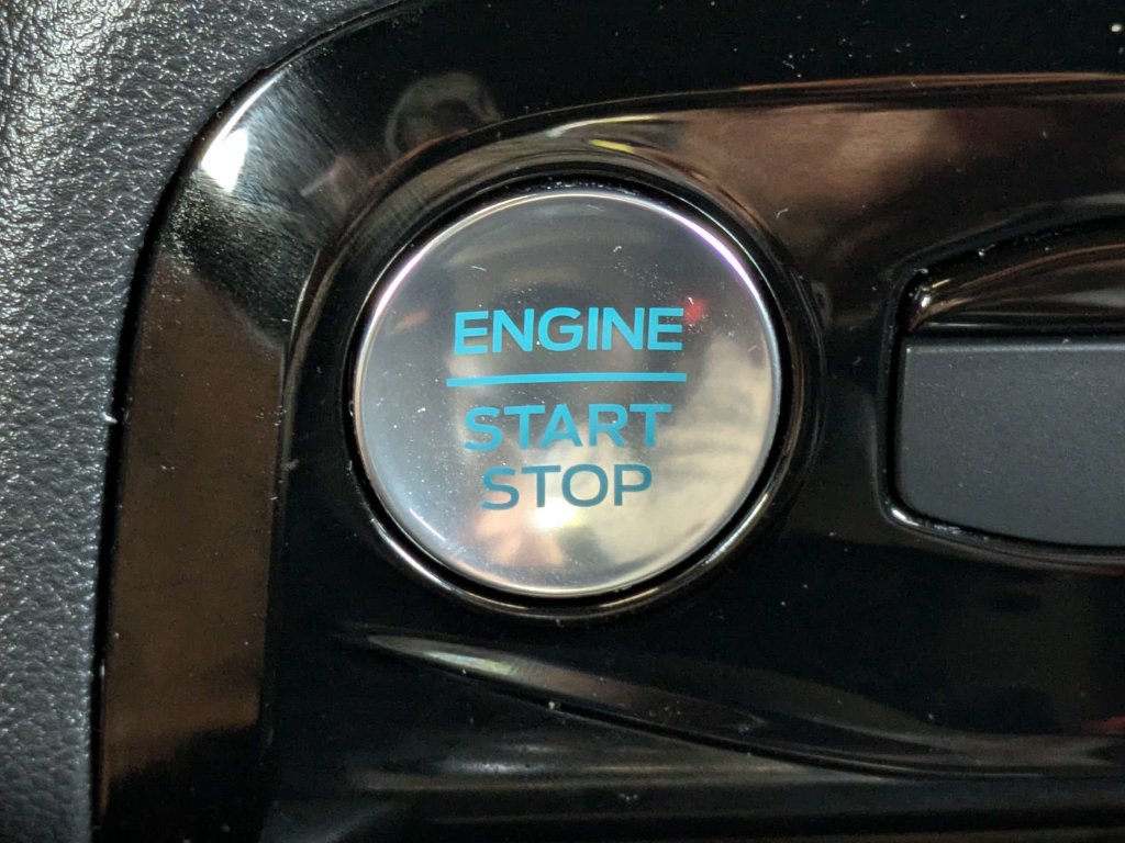 Used 2023 Ford Escape ST-Line w/ Tech Pack #1 FWD image 30