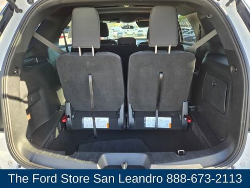 Certified 2019 Ford Explorer XLT image 11