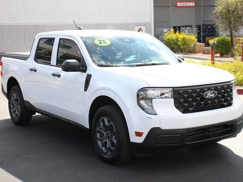 Certified 2025 Ford Maverick XL w/ Equipment Group 102A AWD/4WD image 11